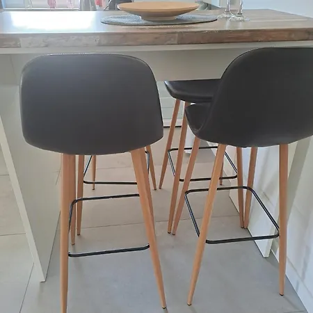 Apartament Black&white 1 Krk Town