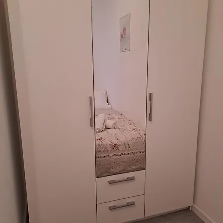 Black&white 1 公寓