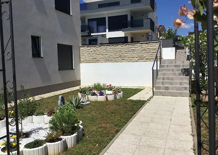 Black&white 1 * Krk Town